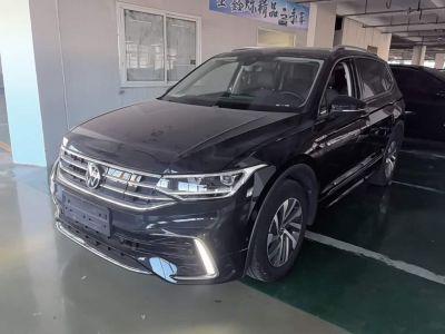 Volkswagen Tiguan L PHEV, 2022 г., белый, 44 800 км Volkswagen Tiguan L подключаемый гибрид 2023 430PHEV подключаемый гибрид Премиум