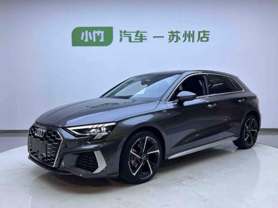 Audi A3, 2023 г., серебристый / серый, 20 000 км
