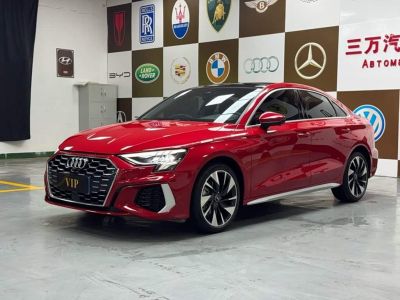 Audi A3, 2023 г., красный / фиолетовый, 19 000 км