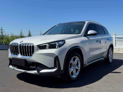 BMW X1, 2023 г., белый, 29 000 км BMW X1 2023 sDrive20Li X设计套装