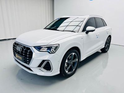 Audi Q3, 2023 г., белый, 40 000 км Audi 奥迪Q3, 2023 г., белый, 45 000 км