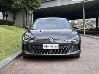 Volkswagen Lamando, 2023 г., серебристый / серый, 50 000 км Volkswagen Lamando 2022 Lamando L 280TSI DSG комплектация «Кула»