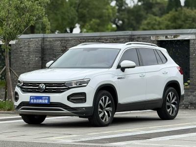Volkswagen Tayron 2021 330TSI одна ведущая ось ограниченная серия к 3-летию