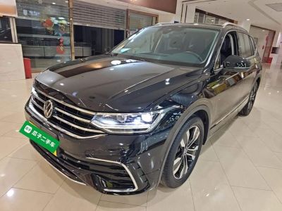 Volkswagen Tiguan L, 2023 г., чёрный, 48 000 км Volkswagen Tiguan L 2023 330TSI автомат одна ведущая ось R-Line комплектация «Юэсян»