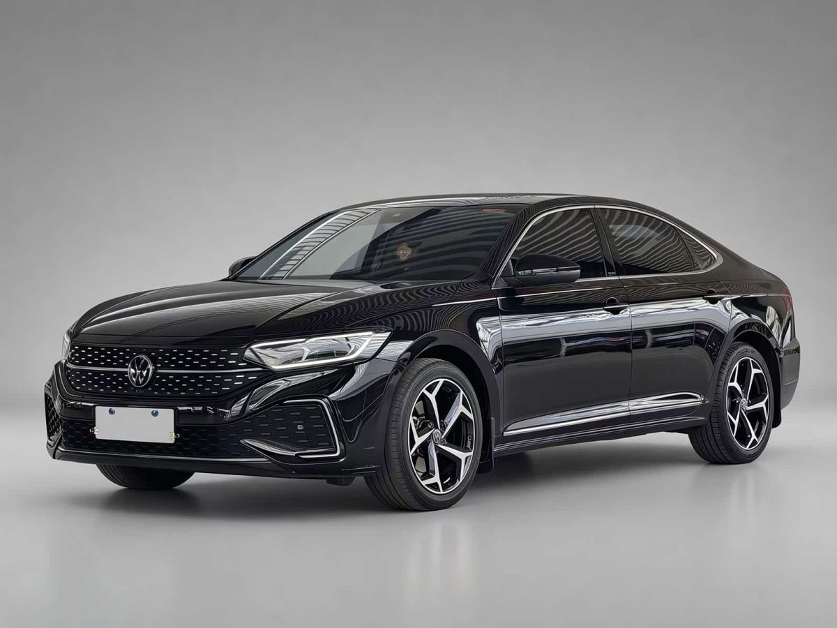 Volkswagen Passat, 2023 г., чёрный, 73 200 км Volkswagen Passat 2023 обновлённая версия 330TSI исполнение «Звёздное небо» Люкс