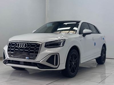 Audi 奥迪Q2L, 2022 г., белый, 15 000 км