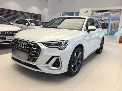 Audi 奥迪Q3, 2024 г., белый, 71 500 км