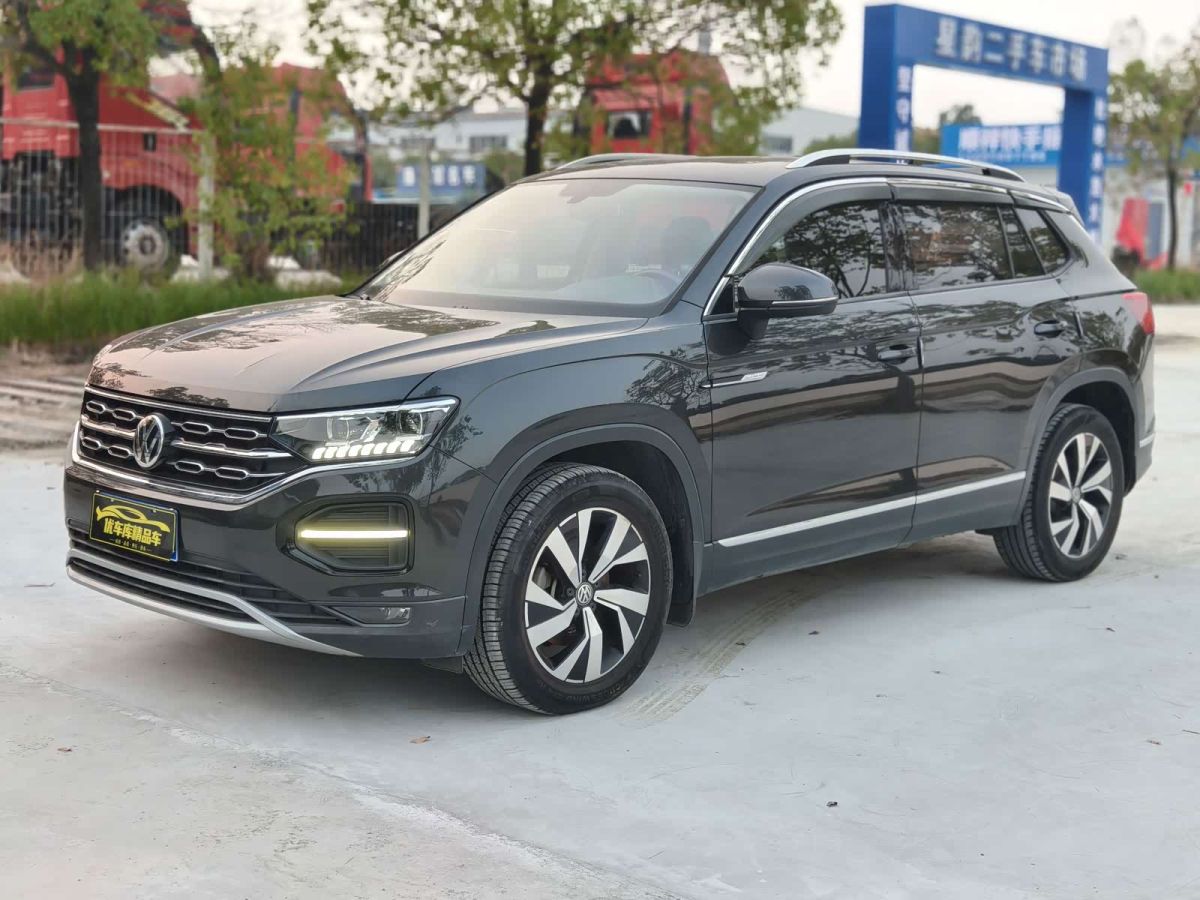 Volkswagen Tayron 2020 330TSI одна ведущая ось комплектация «Люкс Чжилянь» Pro
