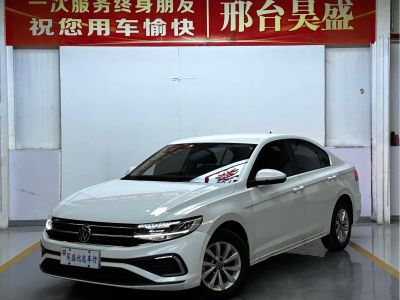 Volkswagen Bora, 2024 г., белый, 42 000 км Volkswagen Bora 2024 200TSI DSG Чансин версия