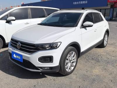 Volkswagen T-Roc, 2022 г., белый, 49 000 км Volkswagen T-Roc 2022 280TSI DSG одна ведущая ось Элита PLUS