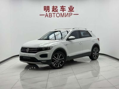 Volkswagen T-Roc, 2022 г., белый, 28 000 км Volkswagen T-Roc 2022 280TSI DSG одна ведущая ось Комфорт PLUS