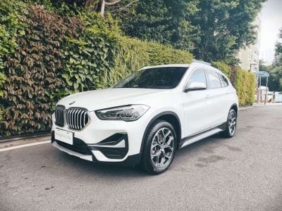 BMW X1, 2022 г., белый, 36 000 км BMW X1 2021 обновлённая версия sDrive20Li комплектация «Эксклюзив»