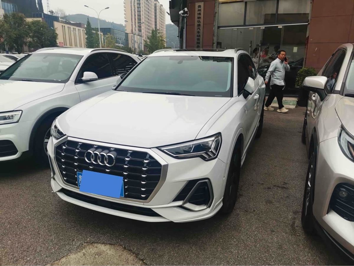 Audi 奥迪Q3, 2022 г., белый, 61 900 км