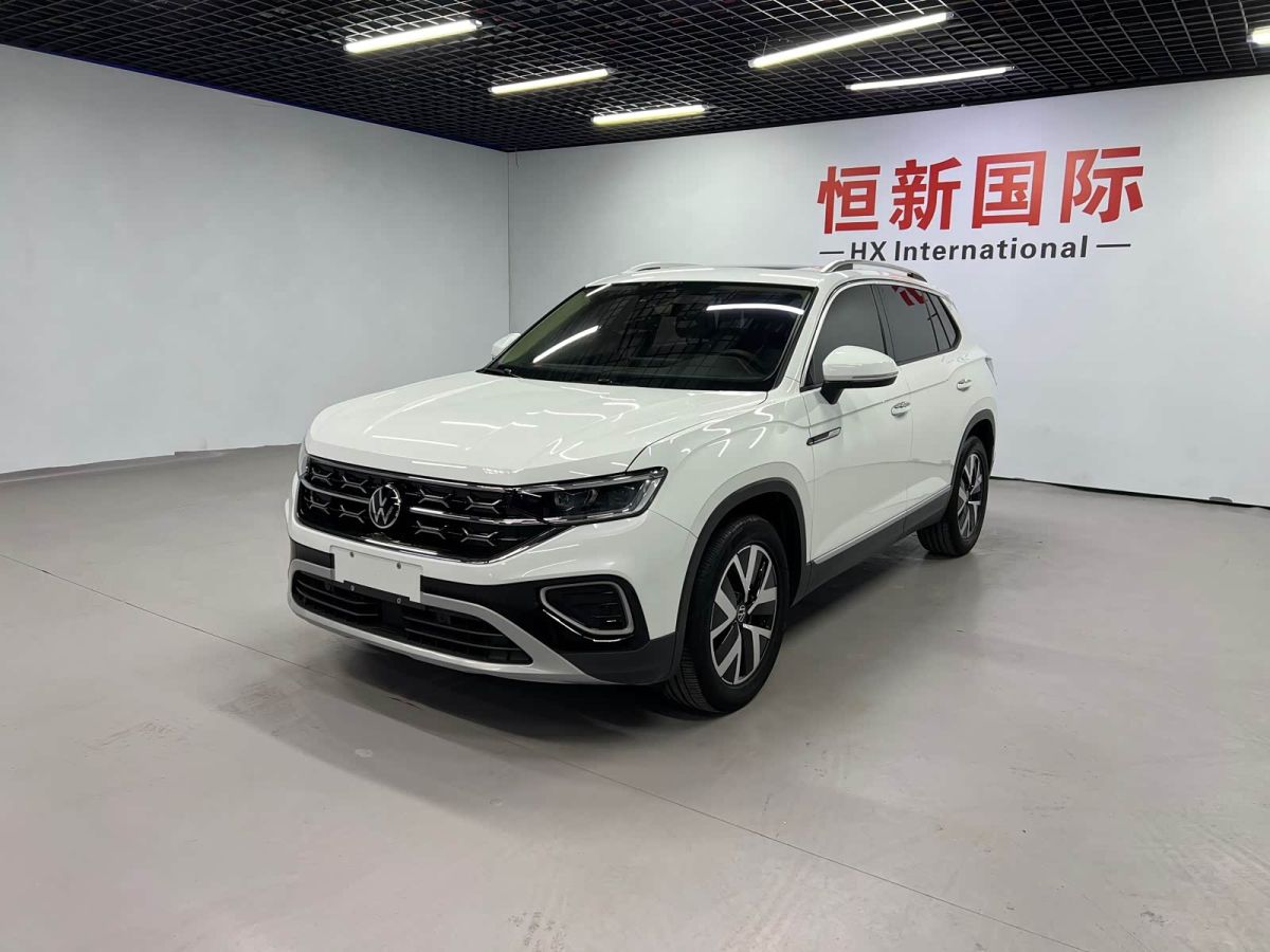 Volkswagen Tayron, 2023 г., белый, 25 000 км Volkswagen Tayron 2023 280TSI одна ведущая ось комплектация «Люкс Plus», исполнение «Цзиньцзе»