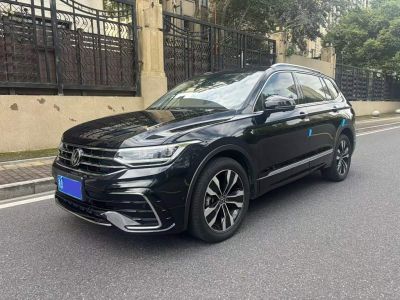 Volkswagen Tiguan L 2024 330TSI автомат одна ведущая ось R-Line комплектация «Юэсян»