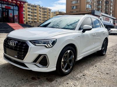 Audi Q3, 2023 г., белый, 14 400 км Audi 奥迪Q3, 2023 г., белый, 18 000 км