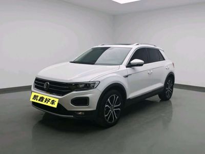 Volkswagen T-Roc, 2021 г., белый, 63 000 км Volkswagen T-Roc 2021 обновлённая версия 280TSI DSG одна ведущая ось Комфорт Чжилянь версия