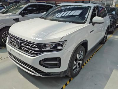 Volkswagen Tayron GTE, 2023 г., белый, 71 900 км Volkswagen Tayron 2021 330TSI одна ведущая ось комплектация «Люкс Чжилянь»