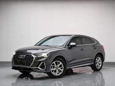 Audi 奥迪Q3 Sportback, 2023 г., серебристый / серый, 37 700 км