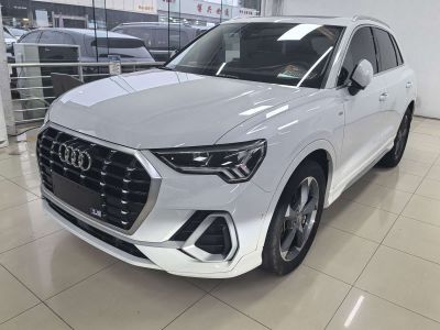 Audi Q3, 2021 г., белый, 61 000 км Audi 奥迪Q3, 2021 г., белый, 66 000 км