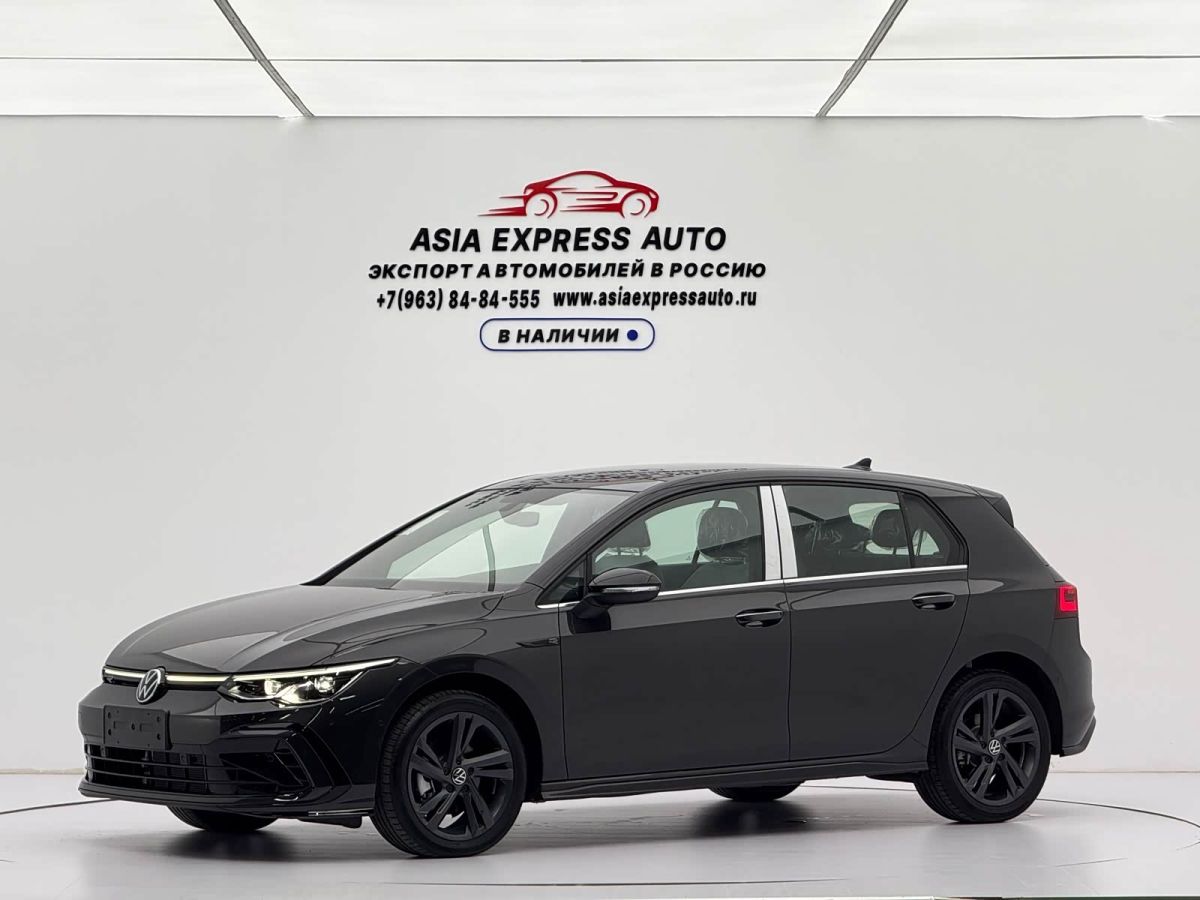 Volkswagen Golf, 2024 г., чёрный, 100 км Volkswagen Golf 2023 280TSI DSG R-Line Lite