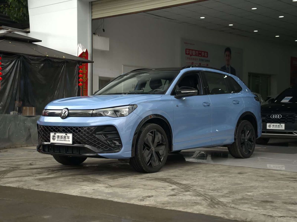 Volkswagen Tiguan L, 2024 г., синий, 20 000 км Volkswagen Tiguan L 2024 PRO 380TSI полный привод R-Line Чжицзунь версия
