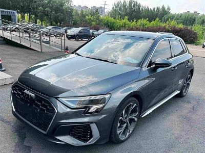 Audi A3, 2022 г., серебристый / серый, 32 000 км Audi A3, 2022 г., серебристый / серый, 37 000 км