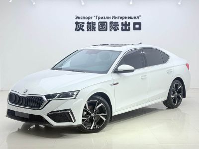 Skoda 明锐, 2023 г., белый, 26 000 км