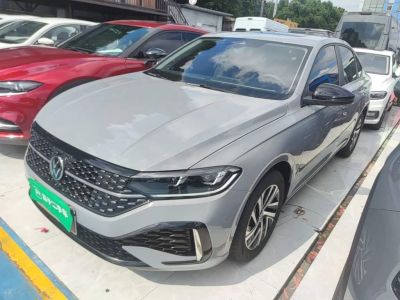 Volkswagen Lavida, 2025 г., белый, 9 000 км Volkswagen Lavida 2024 300TSI DSG исполнение «Звёздное небо» комплектация «Маньи»