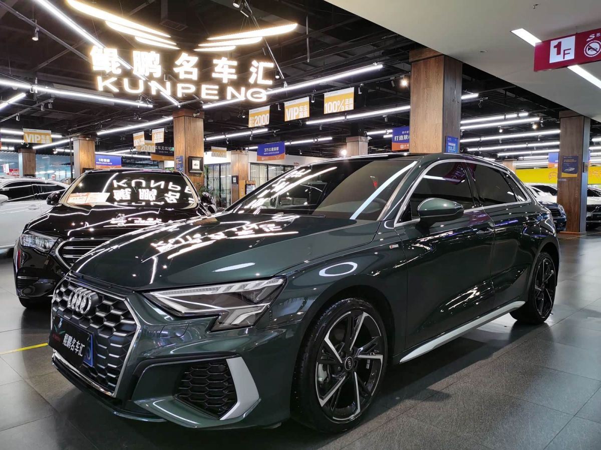 Audi A3, 2023 г., зелёный, 23 000 км