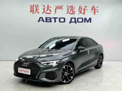 Audi A3, 2023 г., серебристый / серый, 33 800 км