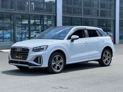 Audi Q2L, 2022 г., белый, 52 000 км Audi 奥迪Q2L, 2022 г., белый, 57 000 км