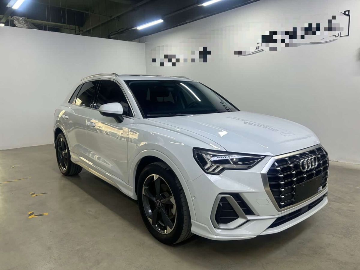 Audi 奥迪Q3, 2022 г., белый, 60 000 км