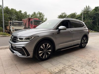Volkswagen Tiguan L 2022 380TSI автомат полный привод R-Line комплектация «Юэсян» 7 мест