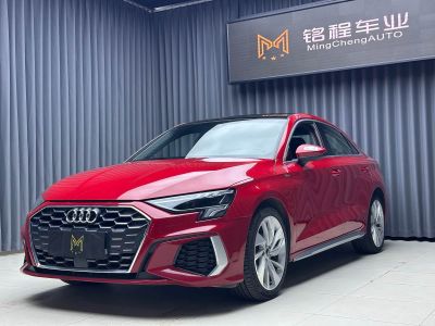 Audi A3, 2022 г., красный / фиолетовый, 26 000 км Audi A3, 2022 г., красный / фиолетовый, 45 000 км