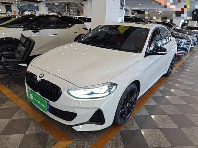 BMW 1 серия 2023 125i пакет M Sport, исполнение «Ночь»