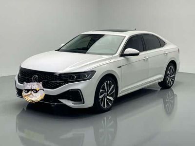 Volkswagen Passat PHEV, 2026 г., чёрный, 100 км Volkswagen Passat 2022 330TSI исполнение «Звёздное небо» Люкс
