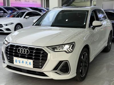 Audi Q3, 2023 г., белый, 21 000 км Audi 奥迪Q3, 2023 г., белый, 26 000 км