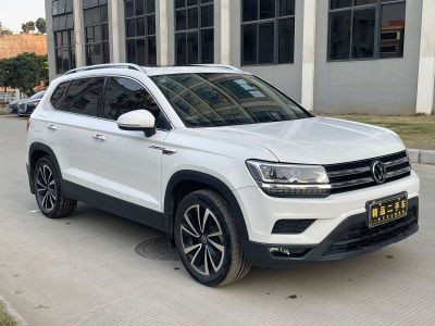 Volkswagen Tharu 2022 280TSI одна ведущая ось Люкс