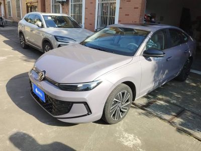 Volkswagen Lavida, 2025 г., белый, 9 000 км Volkswagen Lavida 2026 300TSI DSG исполнение «Звёздное небо» комплектация «Маньи»