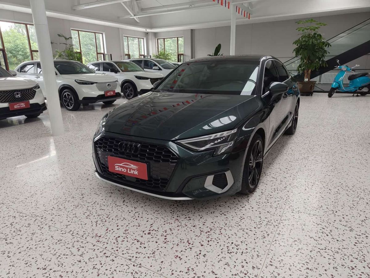 Audi A3, 2022 г., зелёный, 47 200 км Audi A3, 2022 г., зелёный, 47 200 км