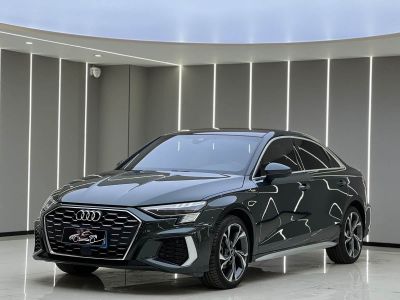 Audi A3, 2023 г., зелёный, 62 000 км