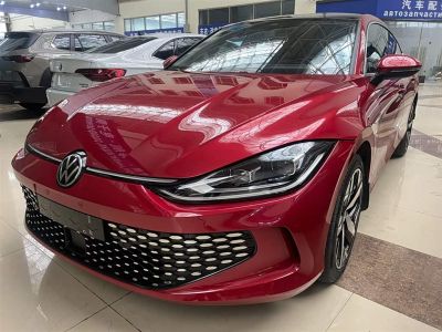 Volkswagen Lamando, 2023 г., красный / фиолетовый, 29 400 км Volkswagen Lamando 2022 Lamando L 280TSI DSG комплектация «Кула»