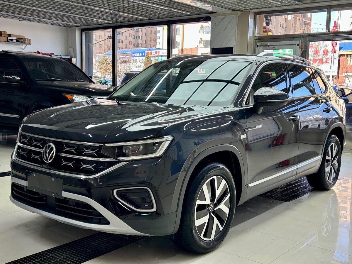 Volkswagen Tayron 2023 280TSI одна ведущая ось комплектация «Люкс Plus», исполнение «Цзиньцзе»