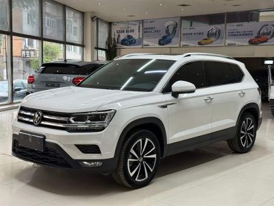 Volkswagen Tharu, 2022 г., белый, 29 000 км Volkswagen Tharu 2022 280TSI одна ведущая ось Люкс