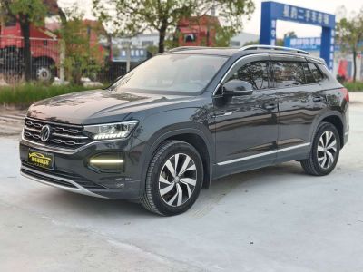 Volkswagen Tayron, 2021 г., серебристый / серый, 80 000 км Volkswagen Tayron 2020 330TSI одна ведущая ось комплектация «Люкс Чжилянь» Pro