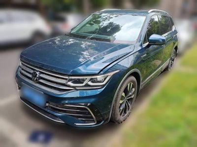 Volkswagen Tiguan L 2023 330TSI автомат одна ведущая ось R-Line Флагман