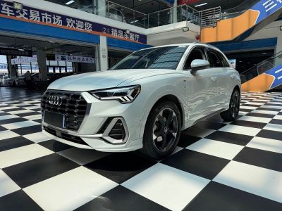 Audi Q3, 2022 г., белый, 28 000 км Audi 奥迪Q3, 2022 г., белый, 31 000 км