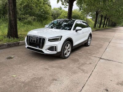 Audi Q2L, 2022 г., белый, 20 000 км Audi 奥迪Q2L, 2022 г., белый, 20 000 км