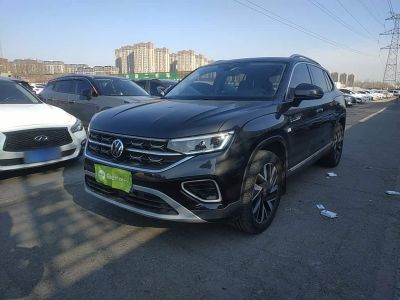 Volkswagen Tayron 2024 300TSI одна ведущая ось комплектация «Люкс Plus», исполнение «Цзиньцзе»
